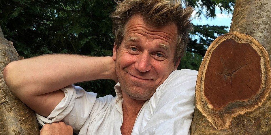 ARCHIVE: Tony Law: Frillemorphesis